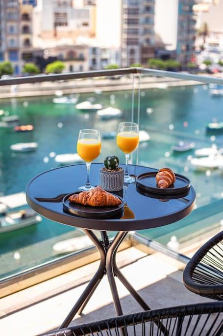 Stylish Seafront Spinola Apartment St. Julian's Zewnętrze zdjęcie