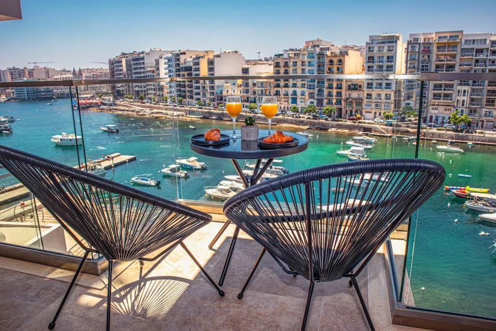 Stylish Seafront Spinola Apartment St. Julian's Zewnętrze zdjęcie